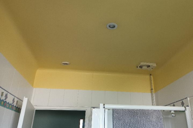 salle de bain avant rénovation peinture Les Sables-d’Olonne