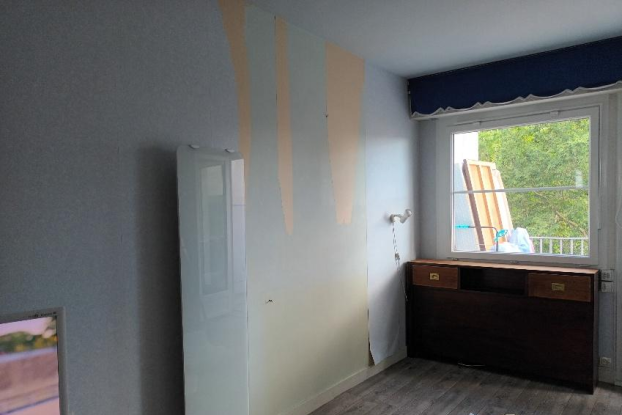 chambre appartement avant rénovation peinture La Baule